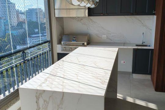 Apartamento à venda com 3 quartos, 252m² em Real Parque, São Paulo