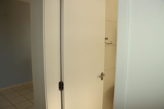 Corredor de apartamento para alugar com 2 quartos, 58m² em Bairro Jardim Nossa Senhora das Graças, Cotia