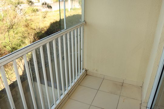 Varanda de apartamento para alugar com 2 quartos, 58m² em Bairro Jardim Nossa Senhora das Graças, Cotia