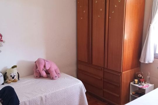 Quarto de apartamento à venda com 2 quartos, 60m² em Fátima, Niterói