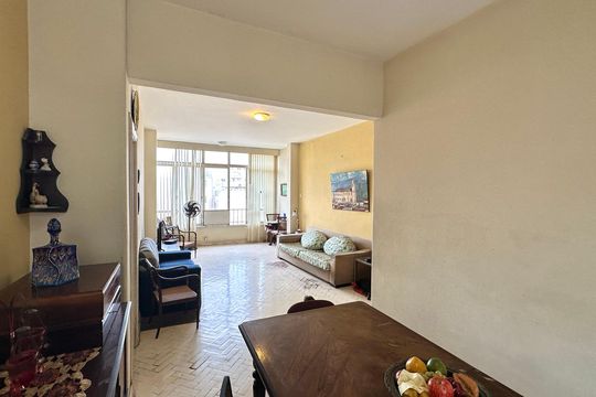 Apartamento à venda com 3 quartos, 180m² em Copacabana, Rio de Janeiro