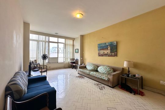 Apartamento à venda com 3 quartos, 180m² em Copacabana, Rio de Janeiro
