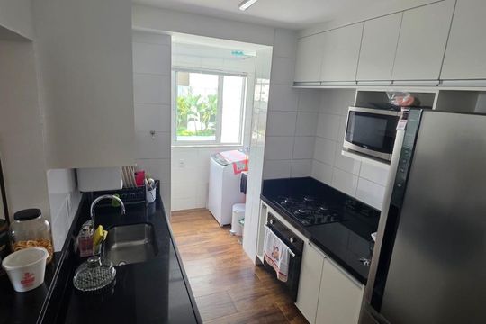 Cozinha de apartamento à venda com 2 quartos, 69m² em Nova Suíça, Belo Horizonte