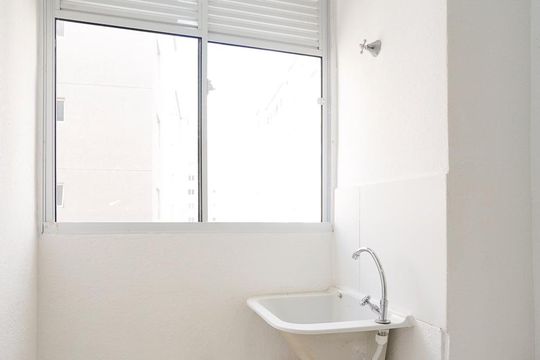 Área de serviço de apartamento para alugar com 2 quartos, 43m² em Penha de França, São Paulo