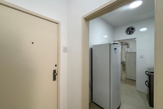 Cozinha de apartamento para alugar com 3 quartos, 86m² em Copacabana, Rio de Janeiro