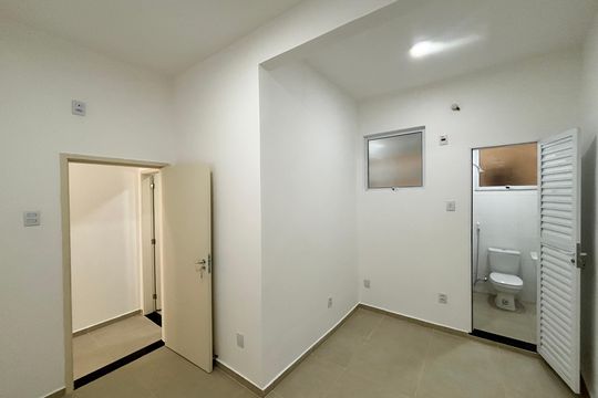Suíte de apartamento para alugar com 3 quartos, 86m² em Copacabana, Rio de Janeiro