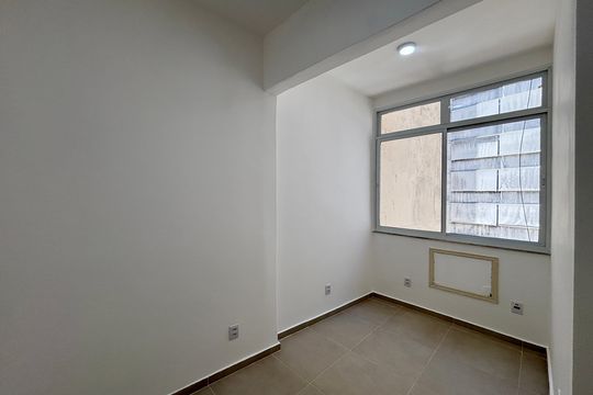 Quarto 2 de apartamento para alugar com 3 quartos, 86m² em Copacabana, Rio de Janeiro