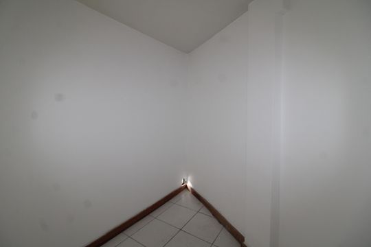 Casa 1 - Corredor de casa à venda com 4 quartos, 410m² em Imirim, São Paulo