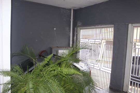 Garagem de casa à venda com 4 quartos, 182m² em Vila Ester, Guarulhos