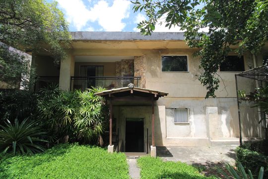 Fundos de casa à venda com 7 quartos, 1316m² em Taquara, Rio de Janeiro
