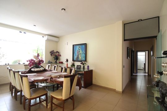 Sala 2 de casa à venda com 7 quartos, 1316m² em Taquara, Rio de Janeiro
