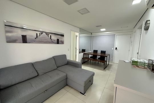 Sala de apartamento para alugar com 1 quarto, 49m² em Alphaville Industrial, Barueri