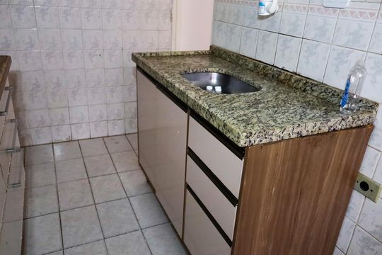 Cozinha de apartamento à venda com 2 quartos, 52m² em Conceicao, Osasco
