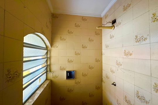 Banheiro 6 de casa à venda com 7 quartos, 148m² em Jardim Bom Clima, Guarulhos