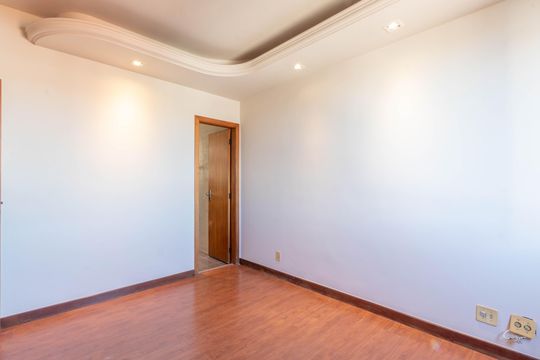 Quarto 1 de apartamento à venda com 3 quartos, 177m² em Padre Eustáquio, Belo Horizonte