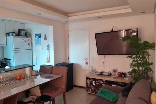 Apartamento à venda com 2 quartos, 55m² em Jardim Calux, São Bernardo do Campo