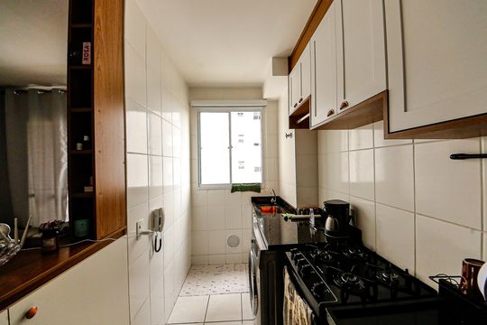 Cozinha de apartamento para alugar com 2 quartos, 50m² em Vila Metalúrgica, São Paulo