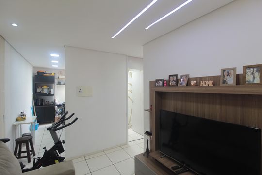Sala de apartamento à venda com 2 quartos, 50m² em Trevo, Belo Horizonte