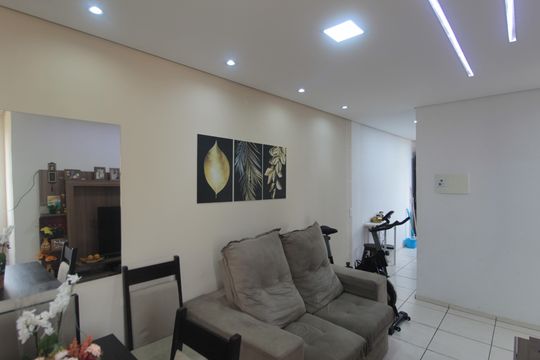 Sala de apartamento à venda com 2 quartos, 50m² em Trevo, Belo Horizonte
