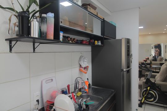 Cozinha e Área de Serviço de apartamento à venda com 2 quartos, 50m² em Trevo, Belo Horizonte