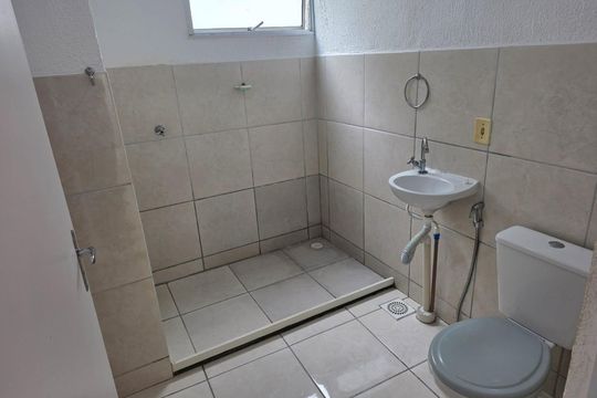 Banheiro de apartamento à venda com 2 quartos, 40m² em Anil, Rio de Janeiro