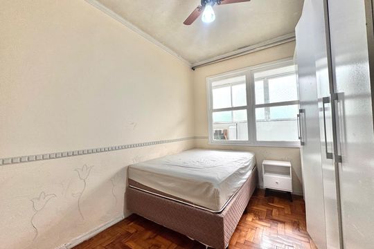 Apartamento à venda com 2 quartos, 65m² em São João, Porto Alegre