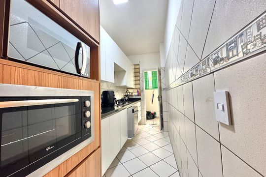 Apartamento à venda com 2 quartos, 65m² em São João, Porto Alegre