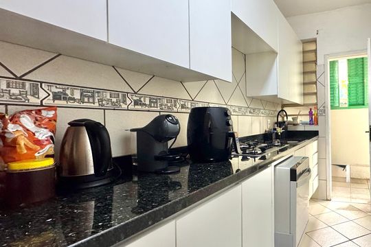 Apartamento à venda com 2 quartos, 65m² em São João, Porto Alegre