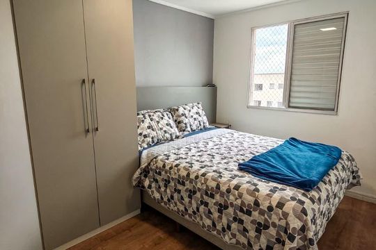 Quarto de apartamento à venda com 2 quartos, 91m² em Parque Sao Vicente, Santo André