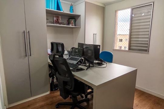 Quarto de apartamento à venda com 2 quartos, 91m² em Parque Sao Vicente, Santo André