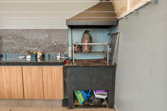 Varanda Gourmet de apartamento à venda com 2 quartos, 91m² em Parque Sao Vicente, Santo André