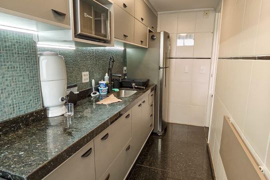 Cozinha de apartamento à venda com 2 quartos, 91m² em Parque Sao Vicente, Santo André