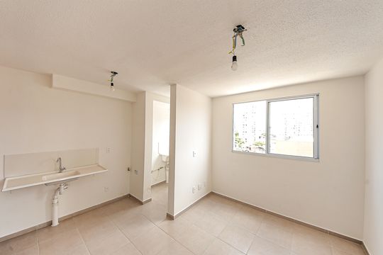 Apartamento à venda com 2 quartos, 35m² em Vila Antonieta, São Paulo