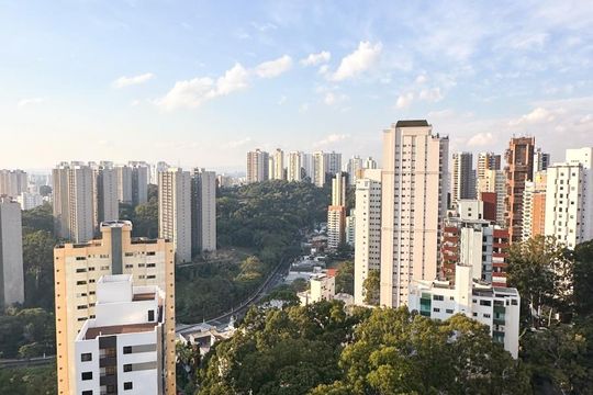 Apartamento para alugar com 2 quartos, 226m² em Vila Suzana, São Paulo