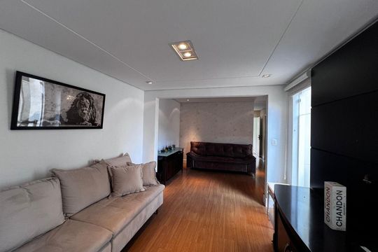 Casa à venda com 3 quartos, 160m² em Jardim Bufalo, Jundiaí