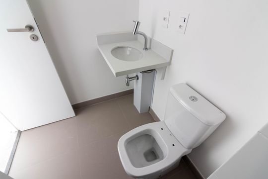 Banheiro da Suíte 3 de apartamento à venda com 3 quartos, 111m² em Moema, São Paulo