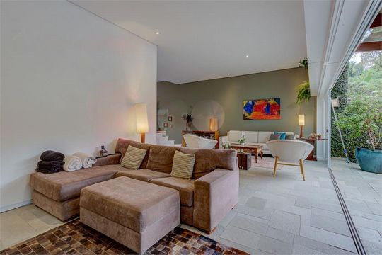 Casa à venda com 4 quartos, 321m² em Santo Amaro, São Paulo