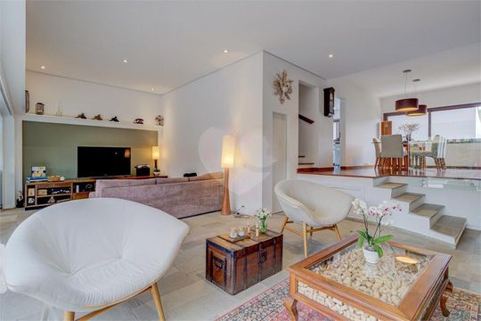 Casa à venda com 4 quartos, 321m² em Santo Amaro, São Paulo