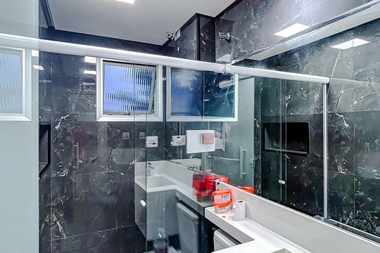 Banheiro de apartamento à venda com 2 quartos, 120m² em Vila Aricanduva, São Paulo
