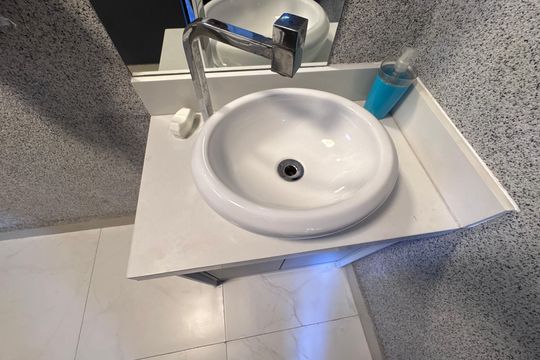 Lavabo de casa de condomínio à venda com 4 quartos, 300m² em Vargem Grande, Rio de Janeiro
