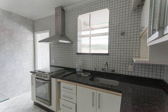 Cozinha de apartamento à venda com 2 quartos, 65m² em Vila Marieta, Campinas