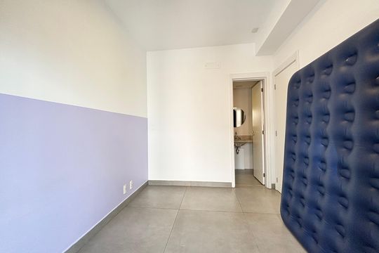 Suíte de apartamento à venda com 2 quartos, 65m² em Indianópolis, São Paulo