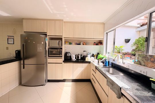 Copa/Cozinha de casa à venda com 3 quartos, 248m² em Jardim América, Várzea Paulista