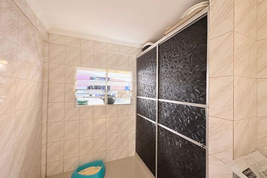 Área de Serviço de casa à venda com 3 quartos, 248m² em Jardim América, Várzea Paulista