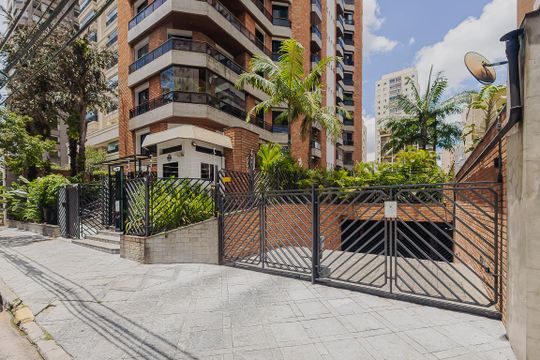 Fachada de apartamento à venda com 3 quartos, 362m² em Vila Madalena, São Paulo