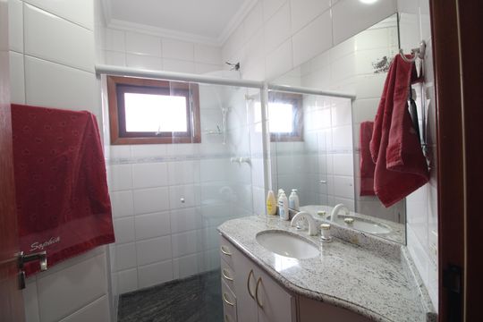 Banheiro comum de casa à venda com 3 quartos, 133m² em Jardim Palmares (zona Sul), São Paulo