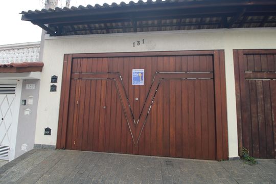 Fachada de casa à venda com 3 quartos, 133m² em Jardim Palmares (zona Sul), São Paulo