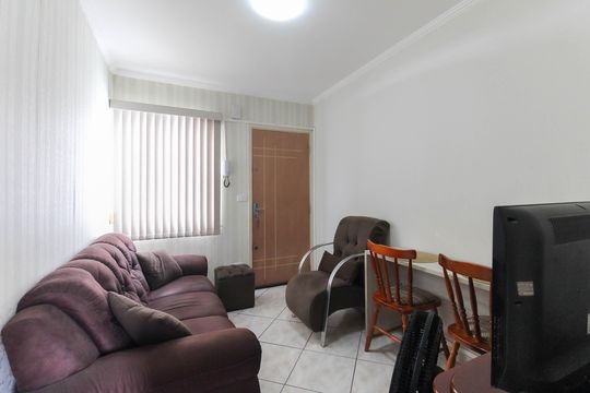 Sala de apartamento à venda com 2 quartos, 48m² em Conjunto Residencial José Bonifácio, São Paulo