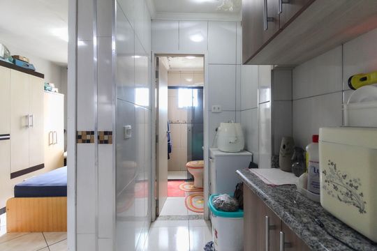 Cozinha de apartamento à venda com 2 quartos, 48m² em Conjunto Residencial José Bonifácio, São Paulo