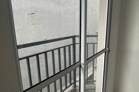 Varanda de casa à venda com 2 quartos, 101m² em Burgo Paulista, São Paulo